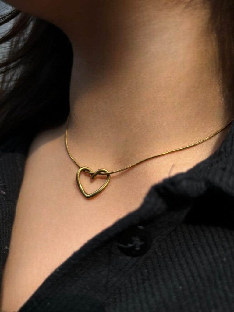 Stylish Pendant for Women