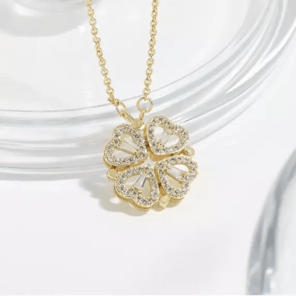 Four Clover Glow Pendant