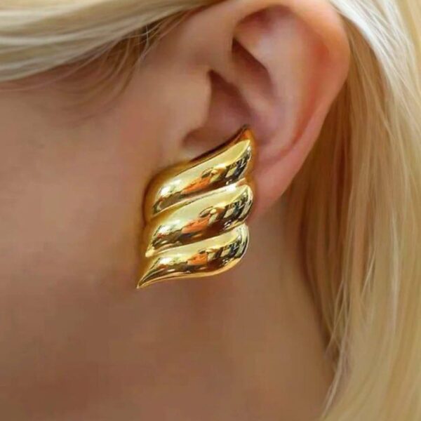 Elegant Gold Wave Earrings