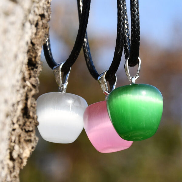 Monalisa Stone Pendant