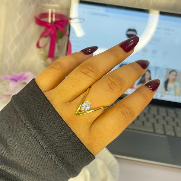 Golden V Spark Solitaire Ring