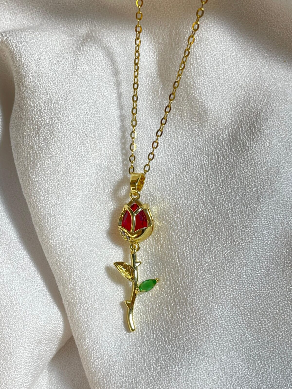 Scarlet Rose Gold Necklace