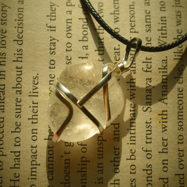 Tumbled stone wire wrapped pendent