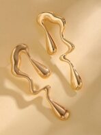 Fluid Gold Drop Earrings