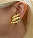 Elegant Gold Wave Earrings