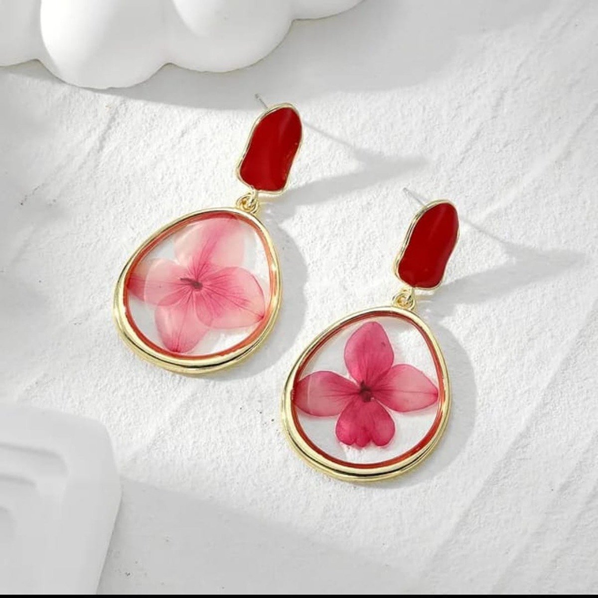 Pressed Flower Resin Drop Earrings - Image 3