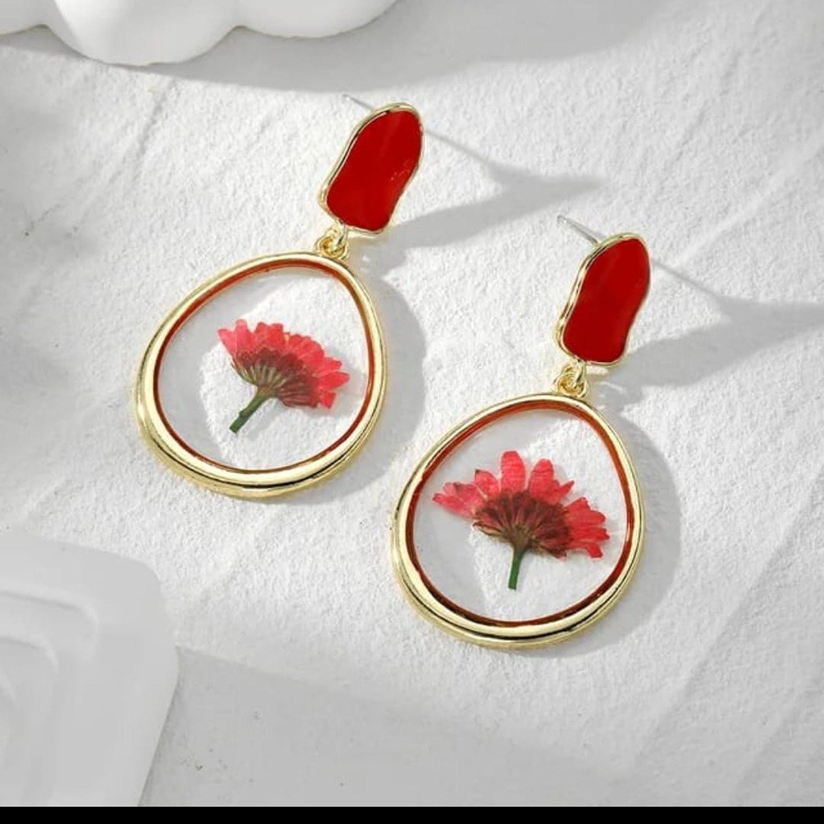 Pressed Flower Resin Drop Earrings - Image 2